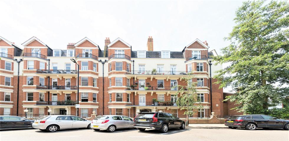 			Studio Apartment, 1 bath, 1 reception Flat			 Wymering Road, Maida Vale
